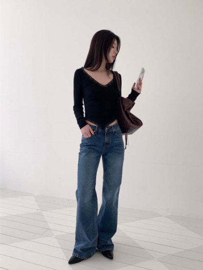 [Preorder 1st Drop Price] C813 Eloria Curve Top