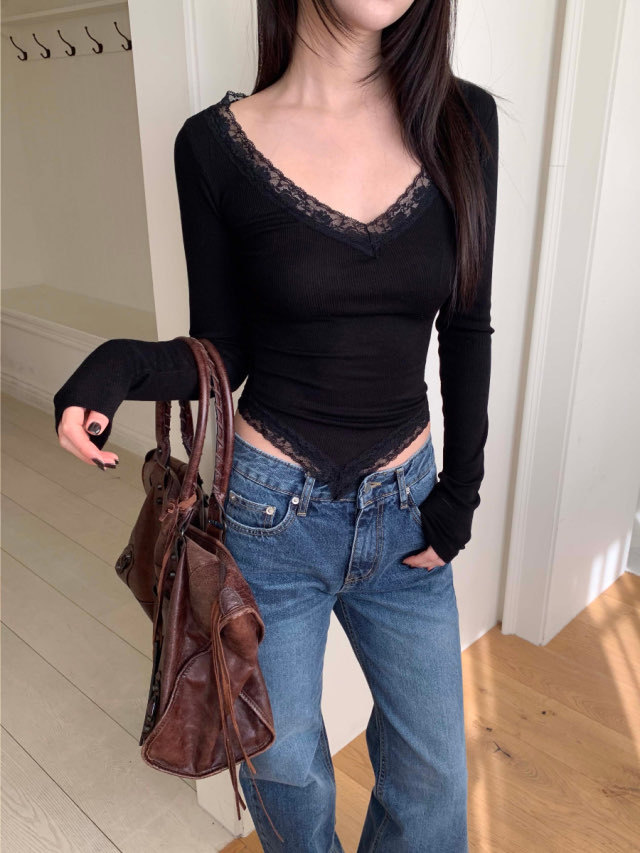 [Preorder 1st Drop Price] C813 Eloria Curve Top