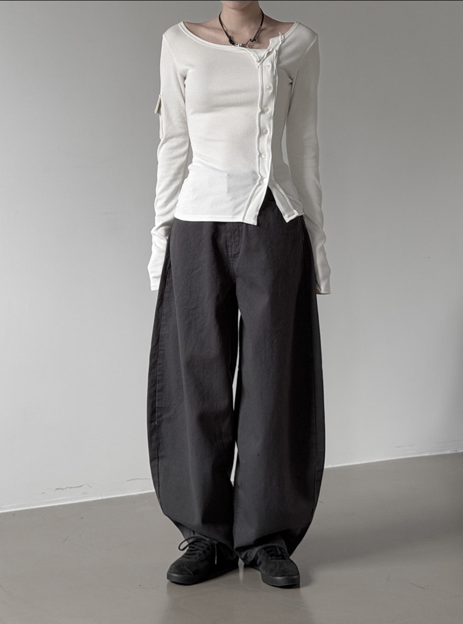 [Preorder 1st Drop Price] C817 Veyra Asym Top