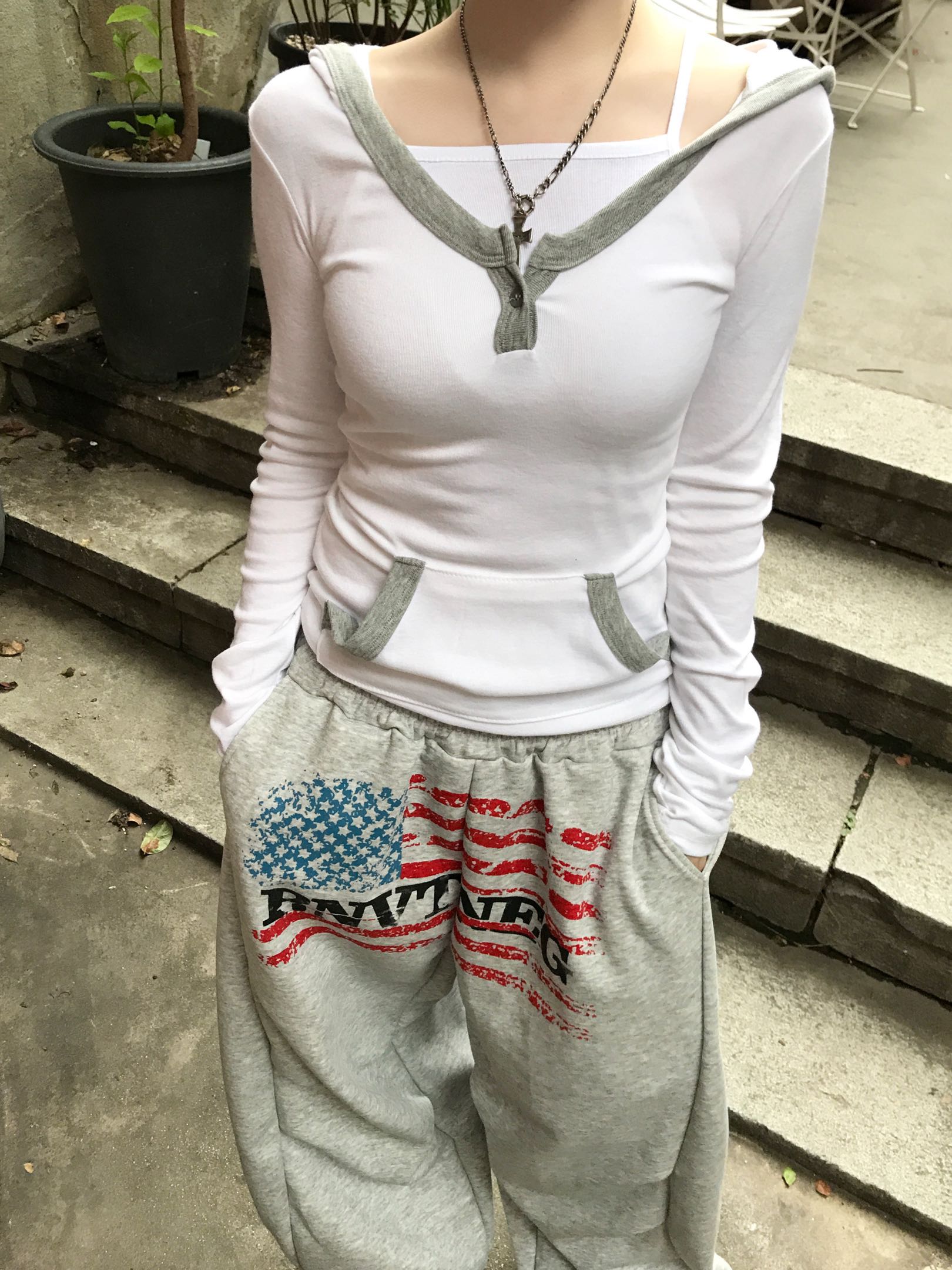 [Preorder 1st Drop Price] C818 Sporty not flirty hoodie