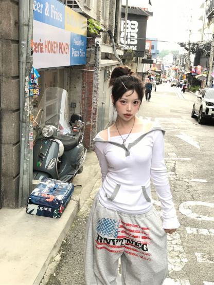 [Preorder 1st Drop Price] C818 Sporty not flirty hoodie