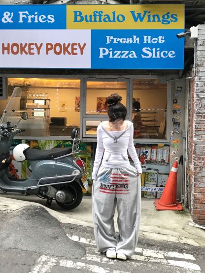 [Preorder 1st Drop Price] C818 Sporty not flirty hoodie