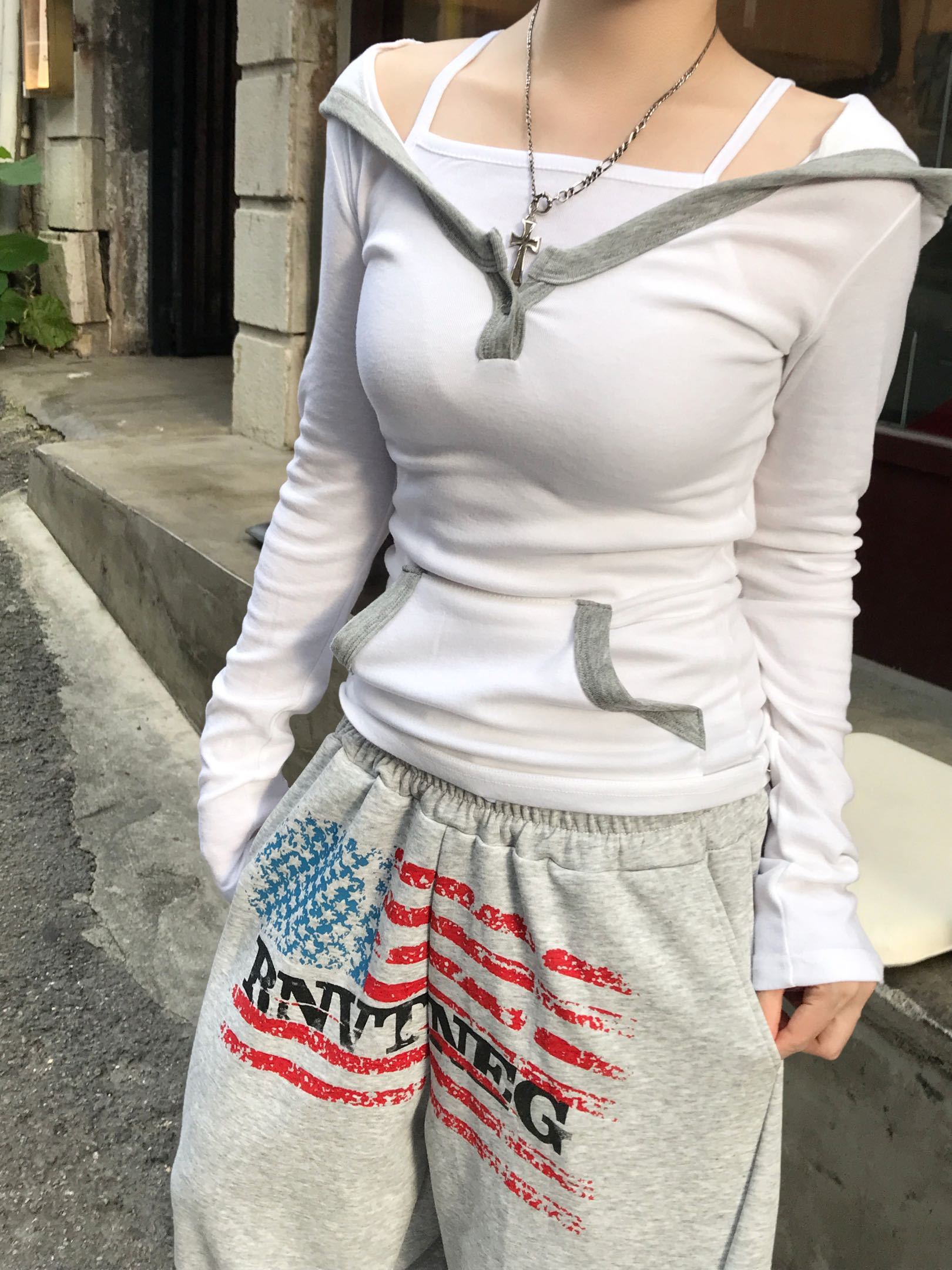 [Preorder 1st Drop Price] C818 Sporty not flirty hoodie