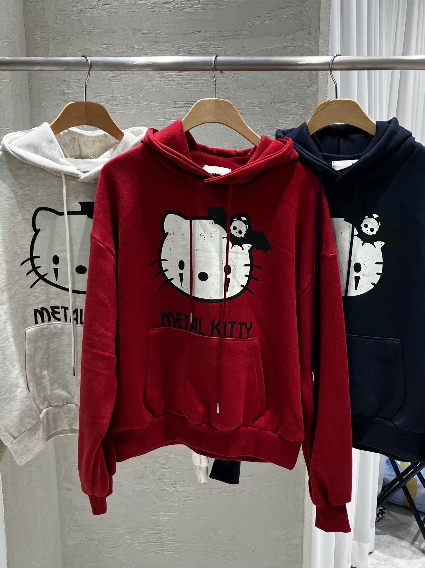 [Preorder 1st Drop Price] C902 Metal Kitty Hoodie