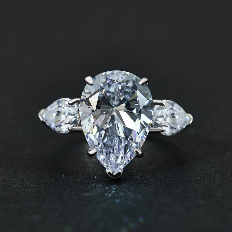VR031 Ring