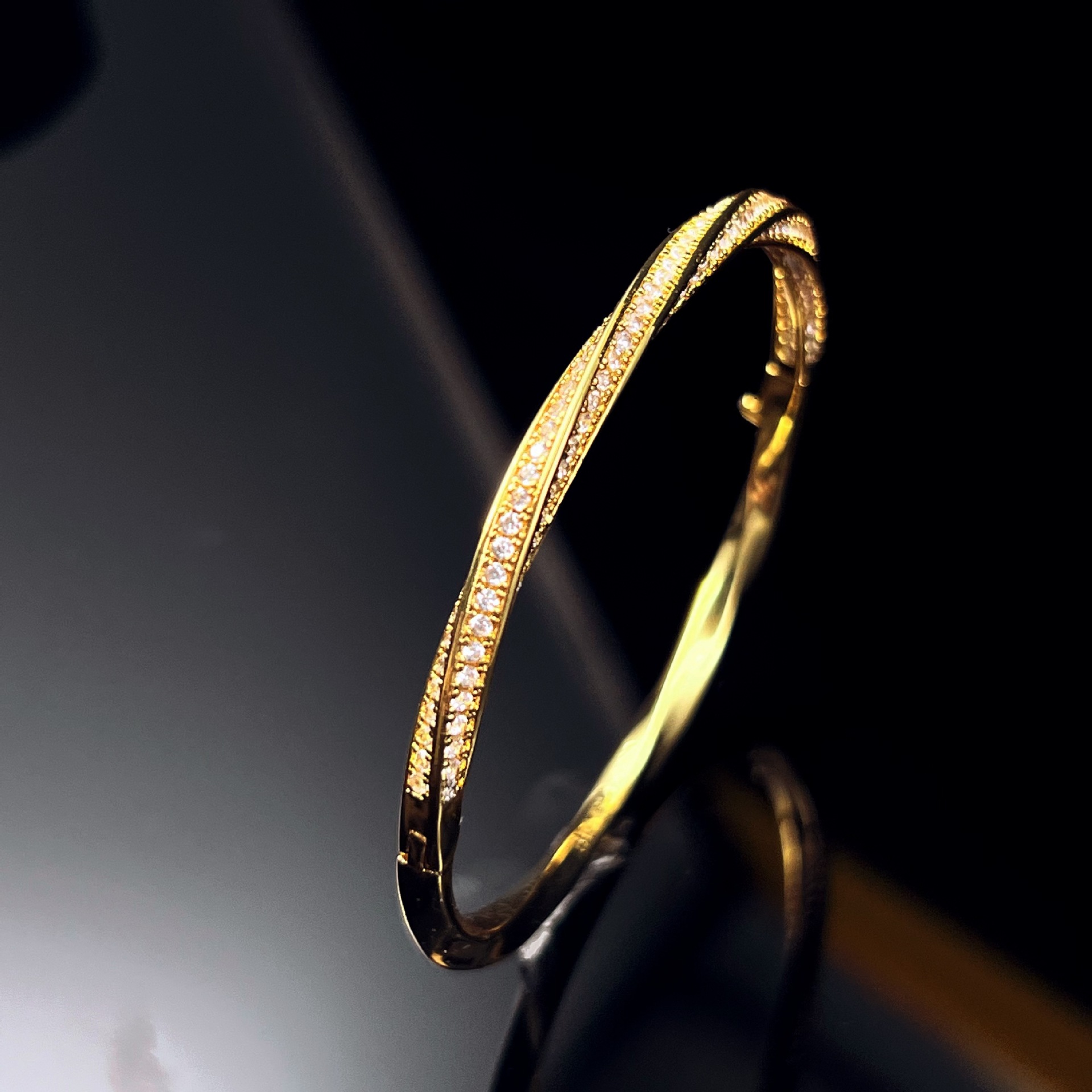 VBA005 Bangle