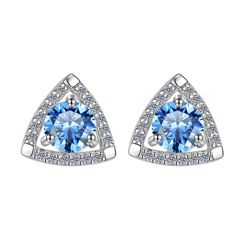 VS068 Stud Earrings