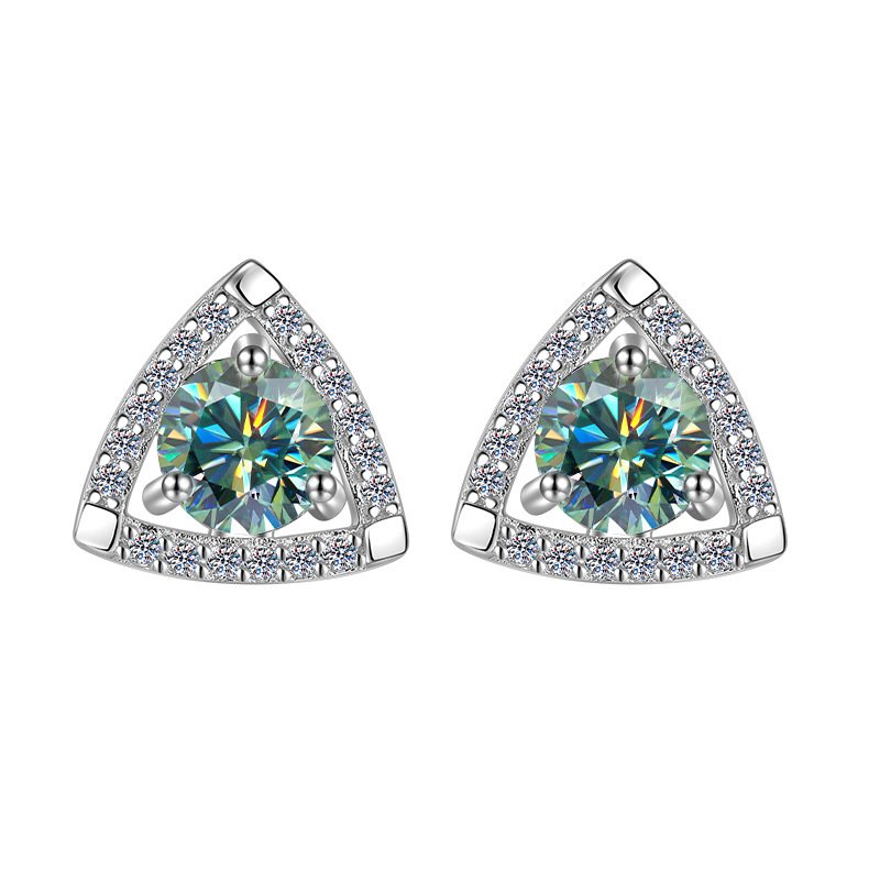 VS068 Stud Earrings