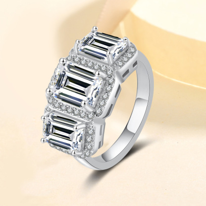 VR057 Ring
