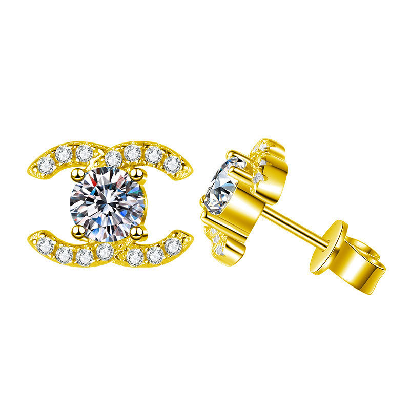 VS070 Stud Earrings