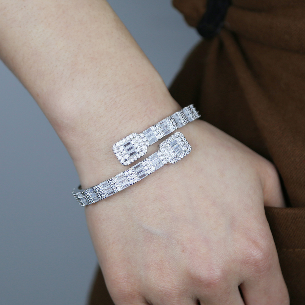 VBA008 Bangle