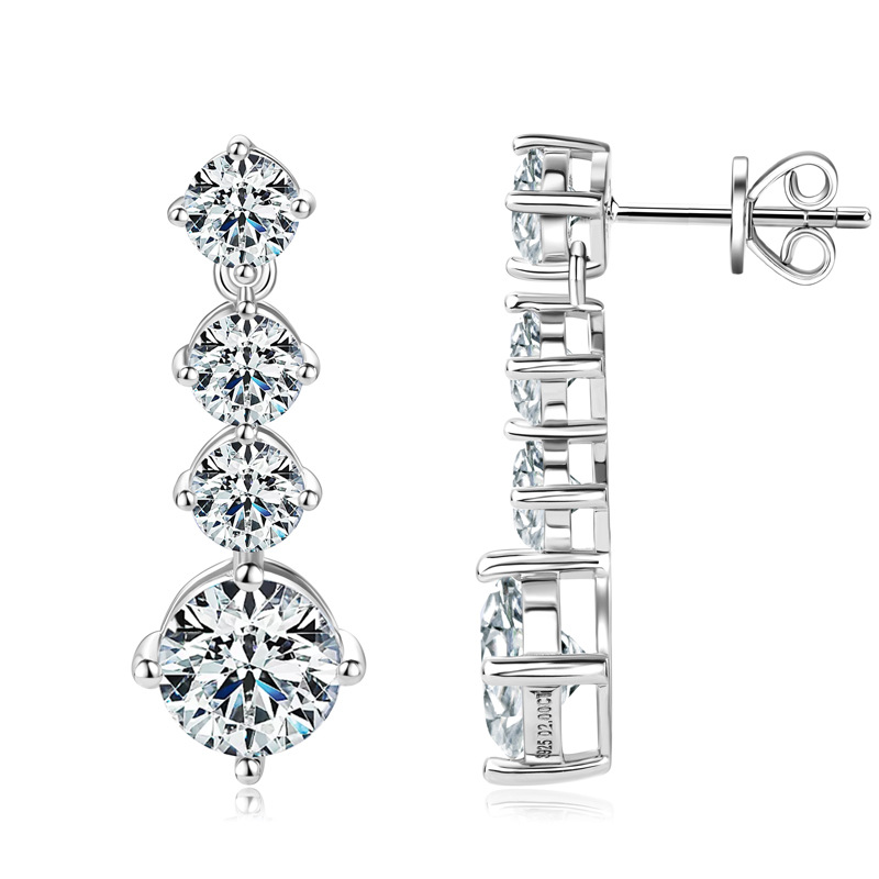 VS067 Stud Earrings