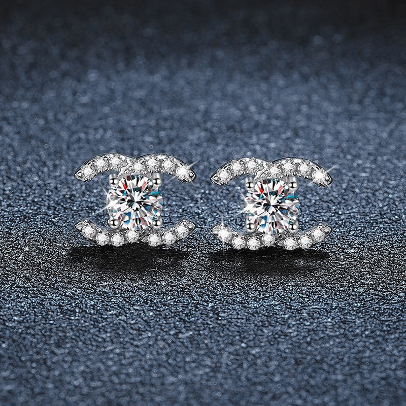 VS070 Stud Earrings