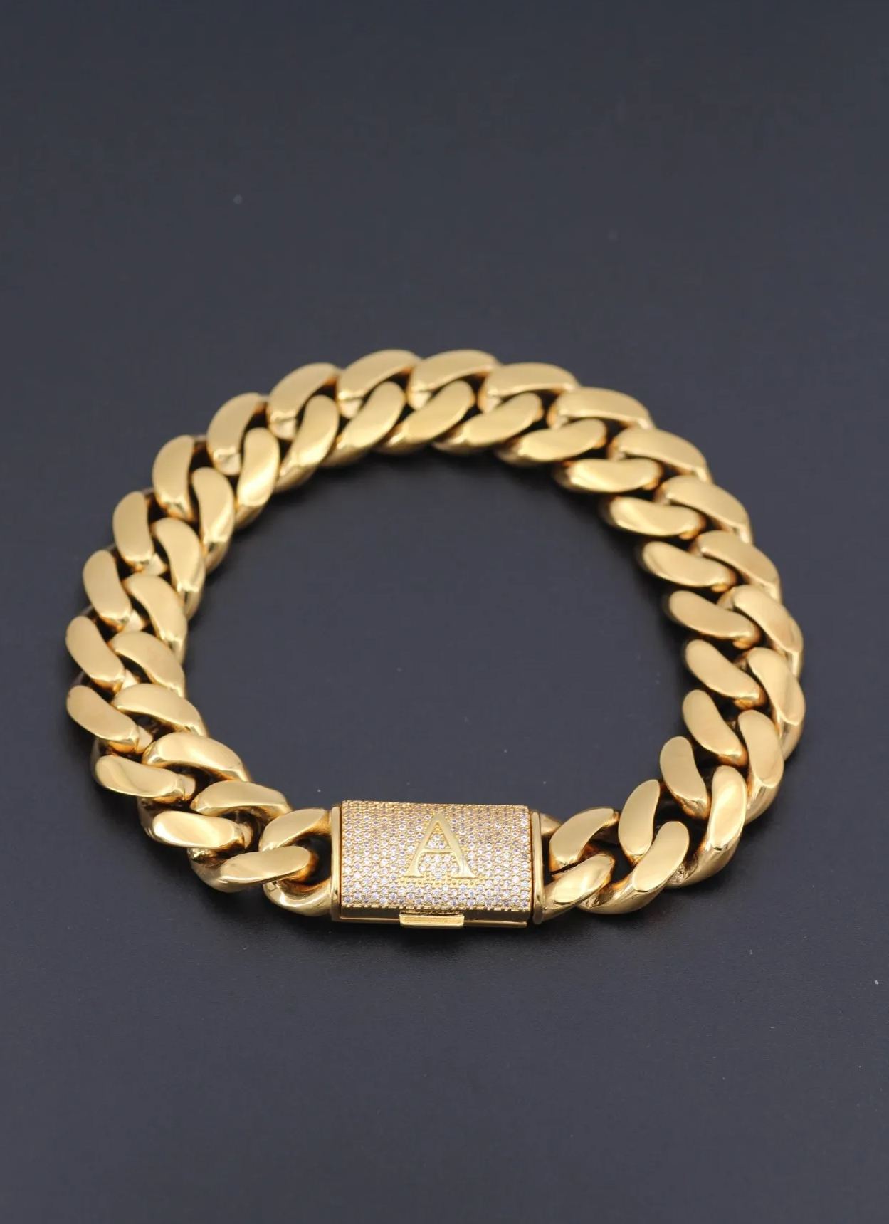 VN079  necklace