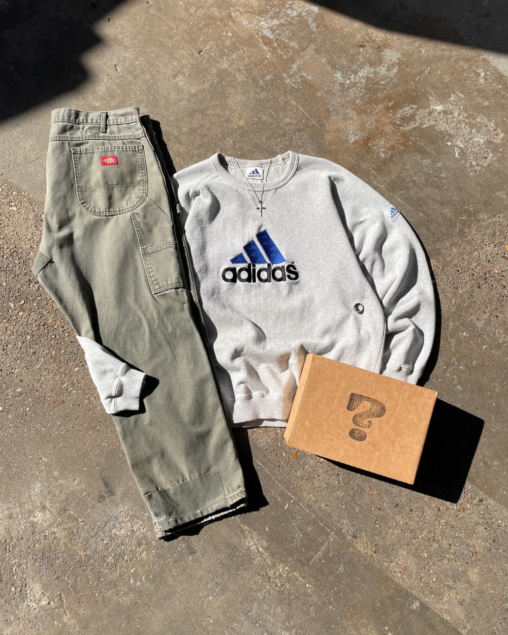 Vintage Outfit Mystery Box