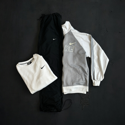 VINTAGE MYSTERY BOX PREMIUM (3/5 PIECES)