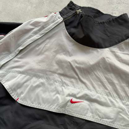 'TOO GOOD TO THROW' VINTAGE BOX (3 PIECES)