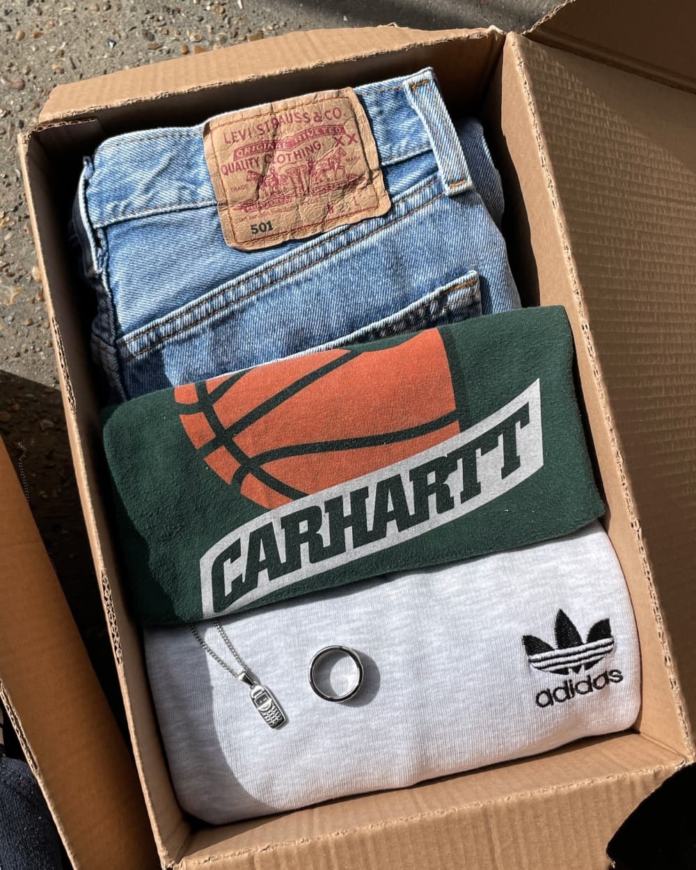 Vintage Outfit Mystery Box