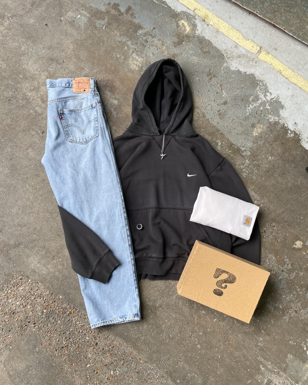 Vintage Outfit Mystery Box