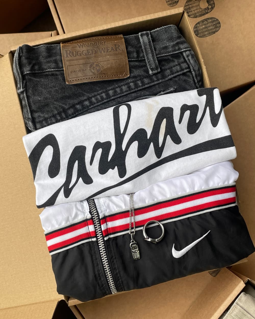 Vintage Outfit Mystery Box