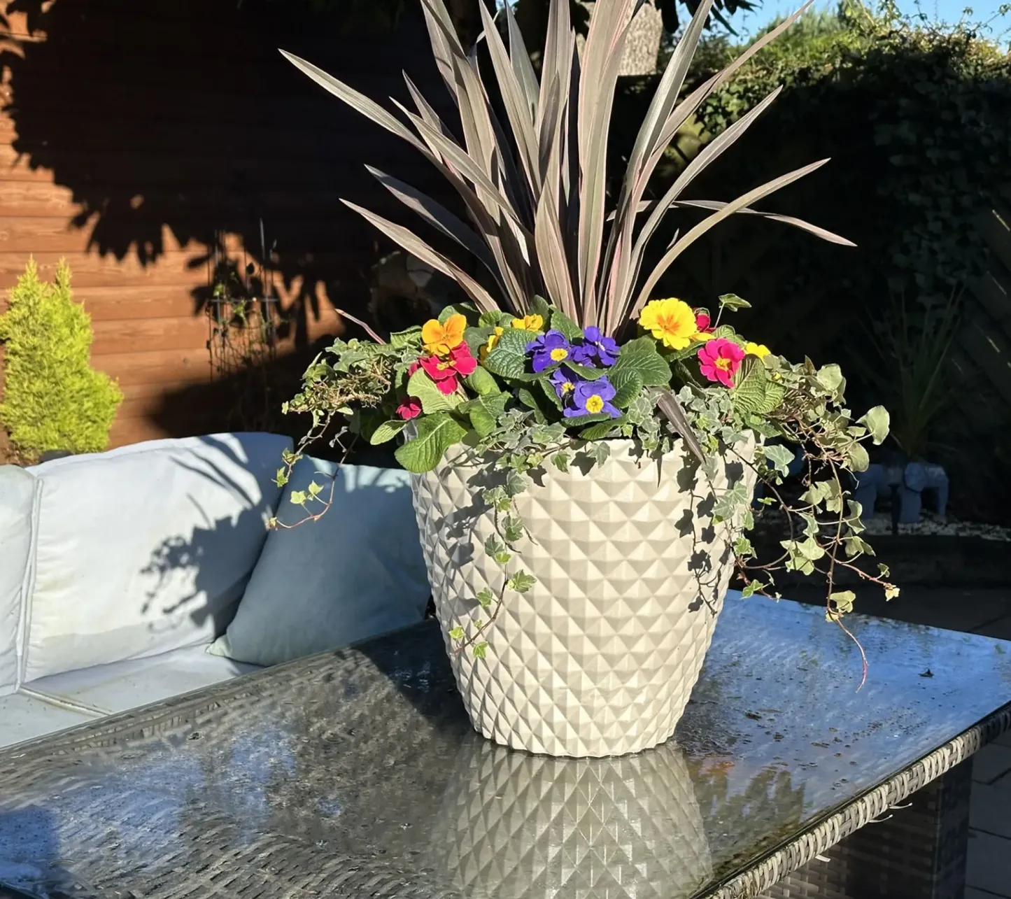 Jennings Set of 2 XL Pearlescent Diamond 15-1/4" Planters