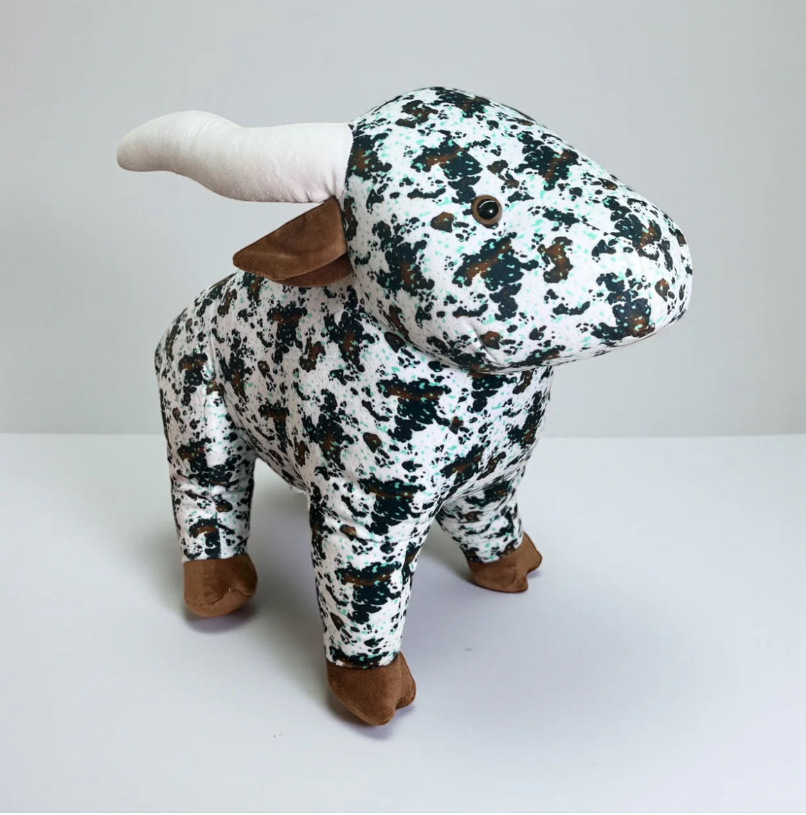 Longhorn Bull Western Plushie – Multiple Colors