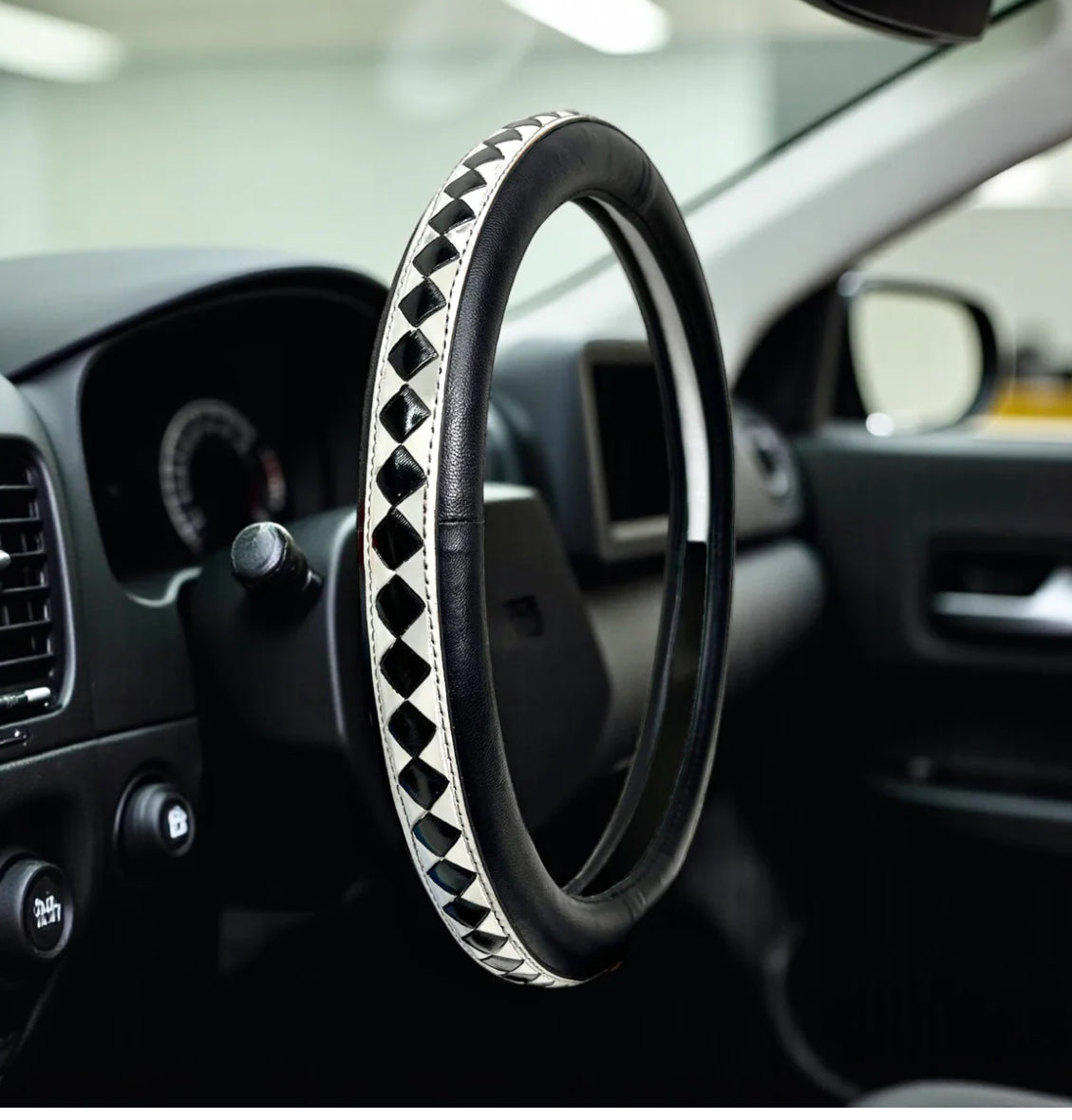 Checkmate Western Tooled Leather Steering Wheel Cover