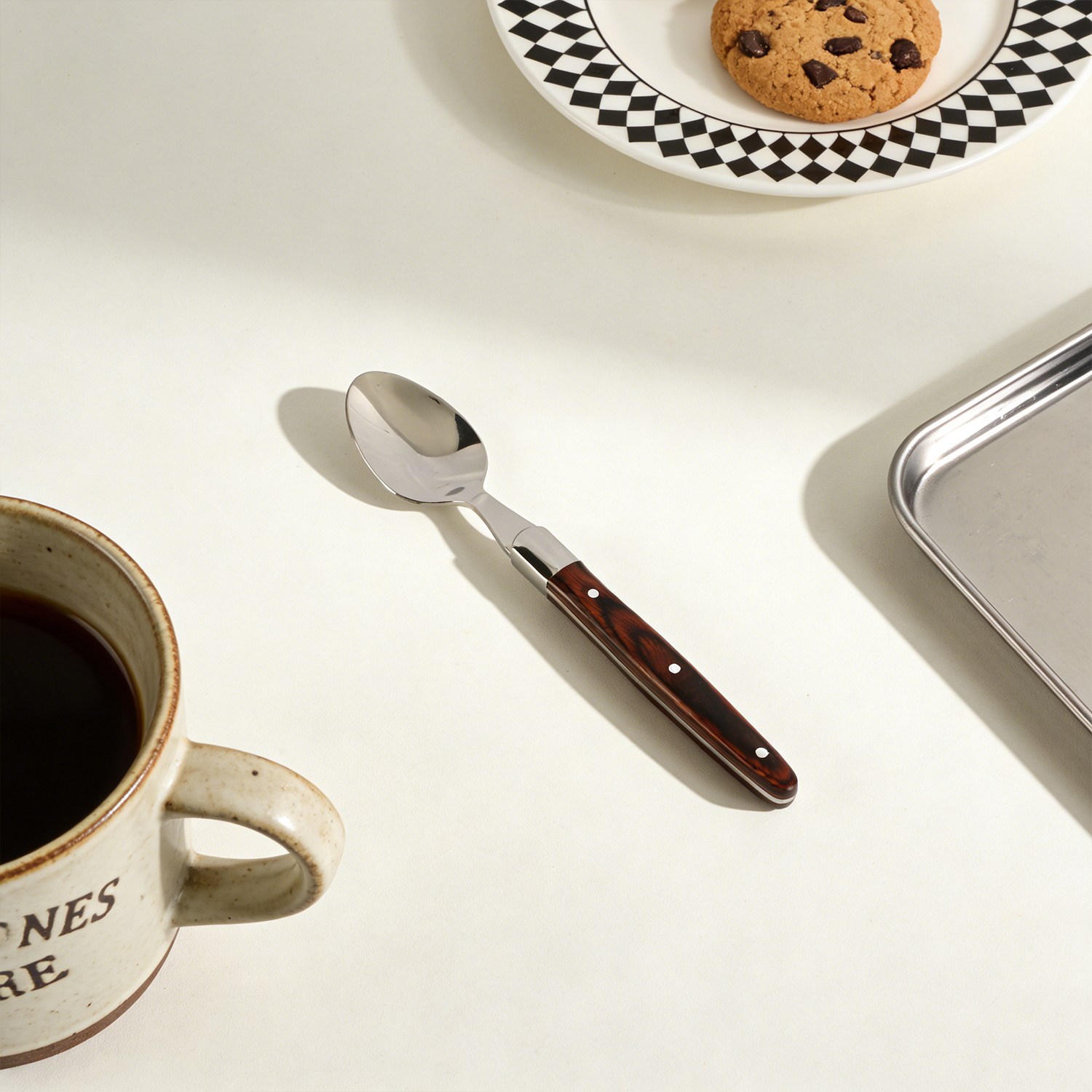 Homeful Flatware Table Knife Set with Steak Knives