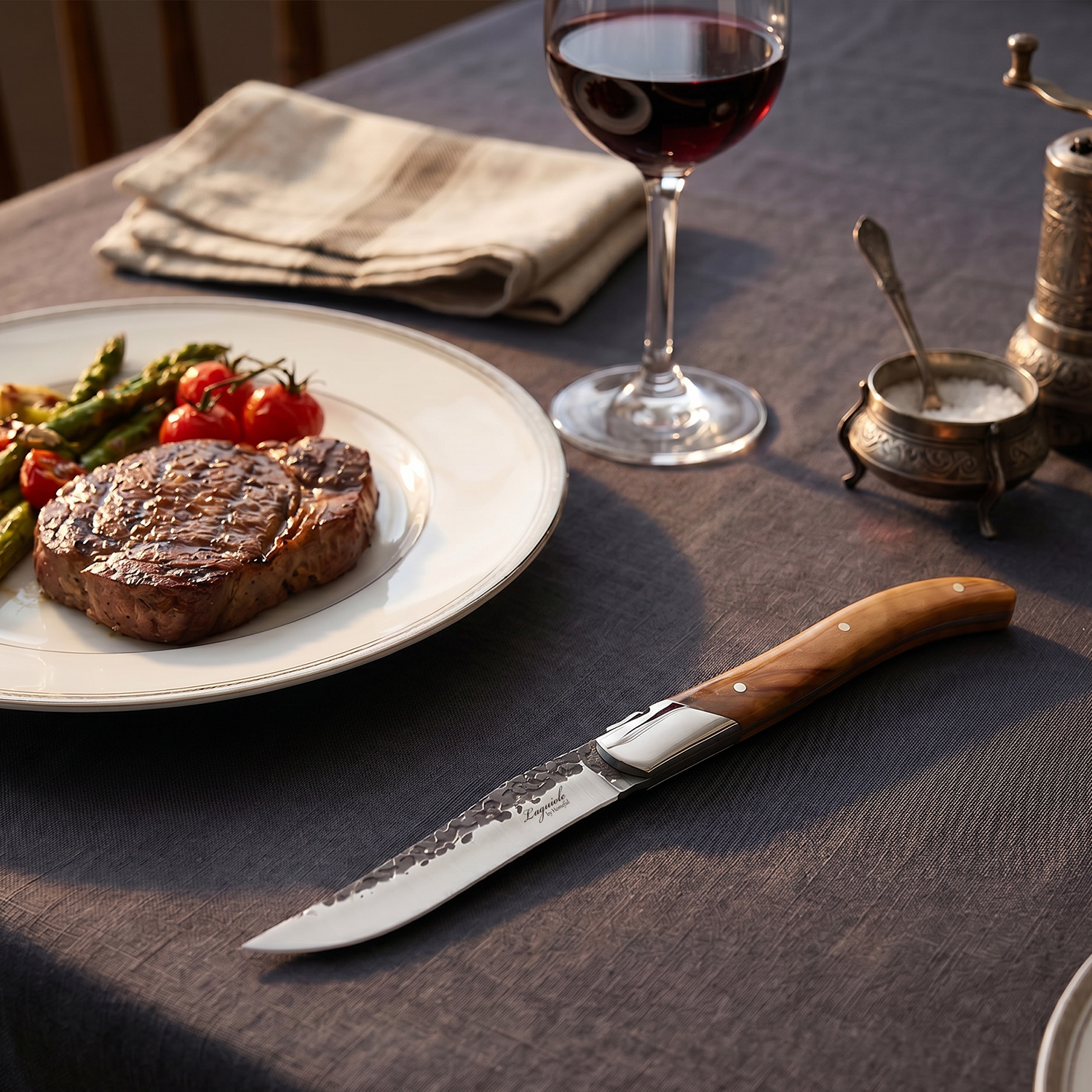 Homeful Laguiole Forged Hammer Steak Knife Set