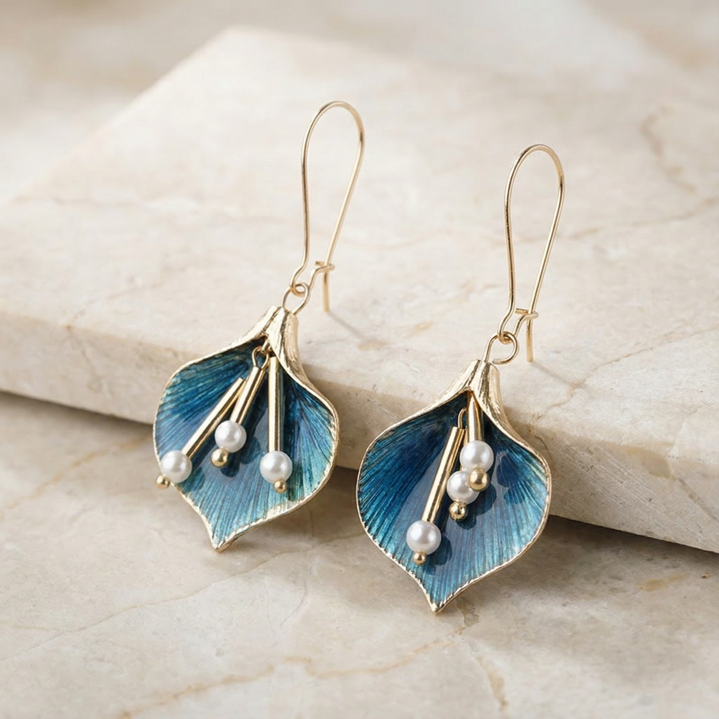 Vintage Flower Pearls Earrings