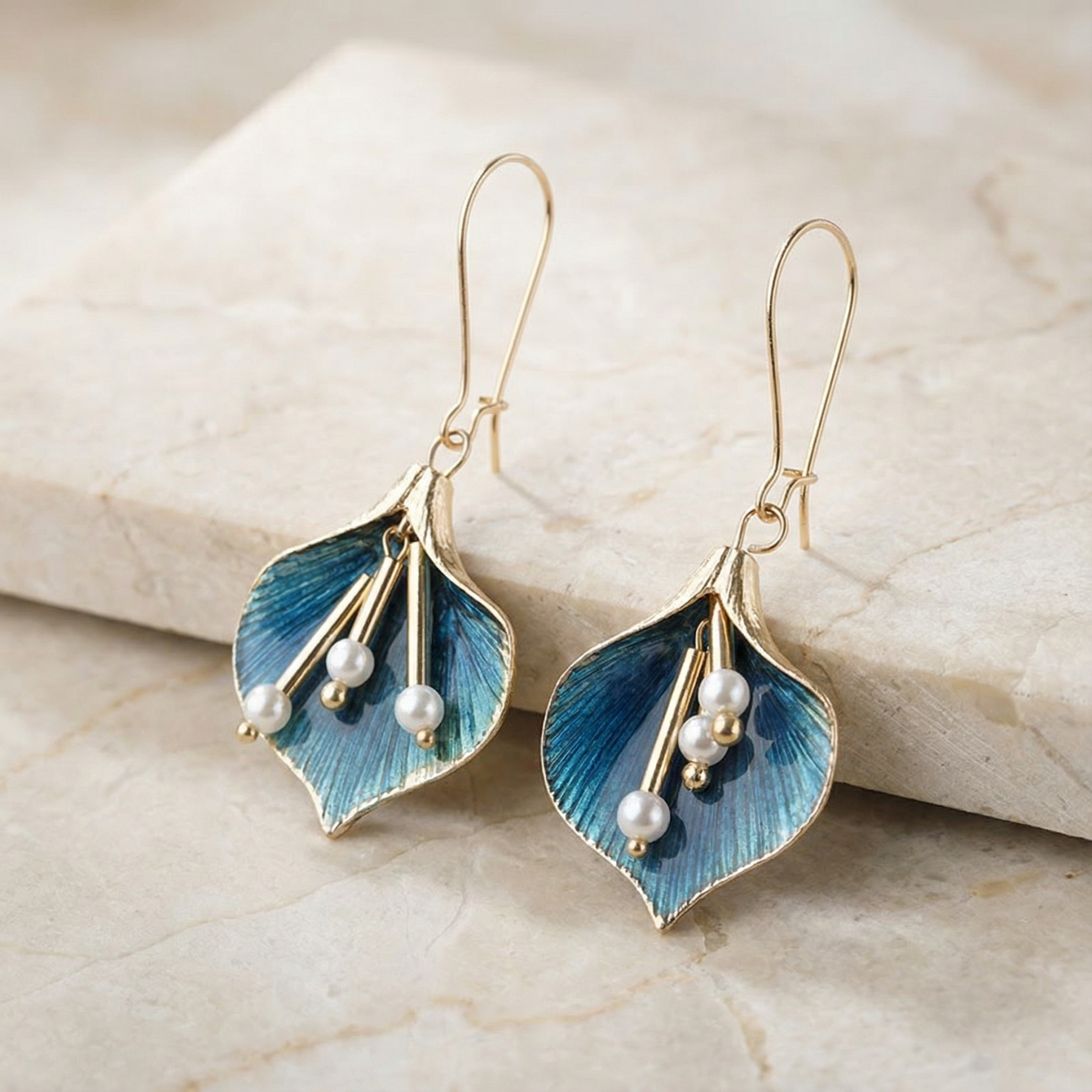 Vintage Flower Pearls Earrings