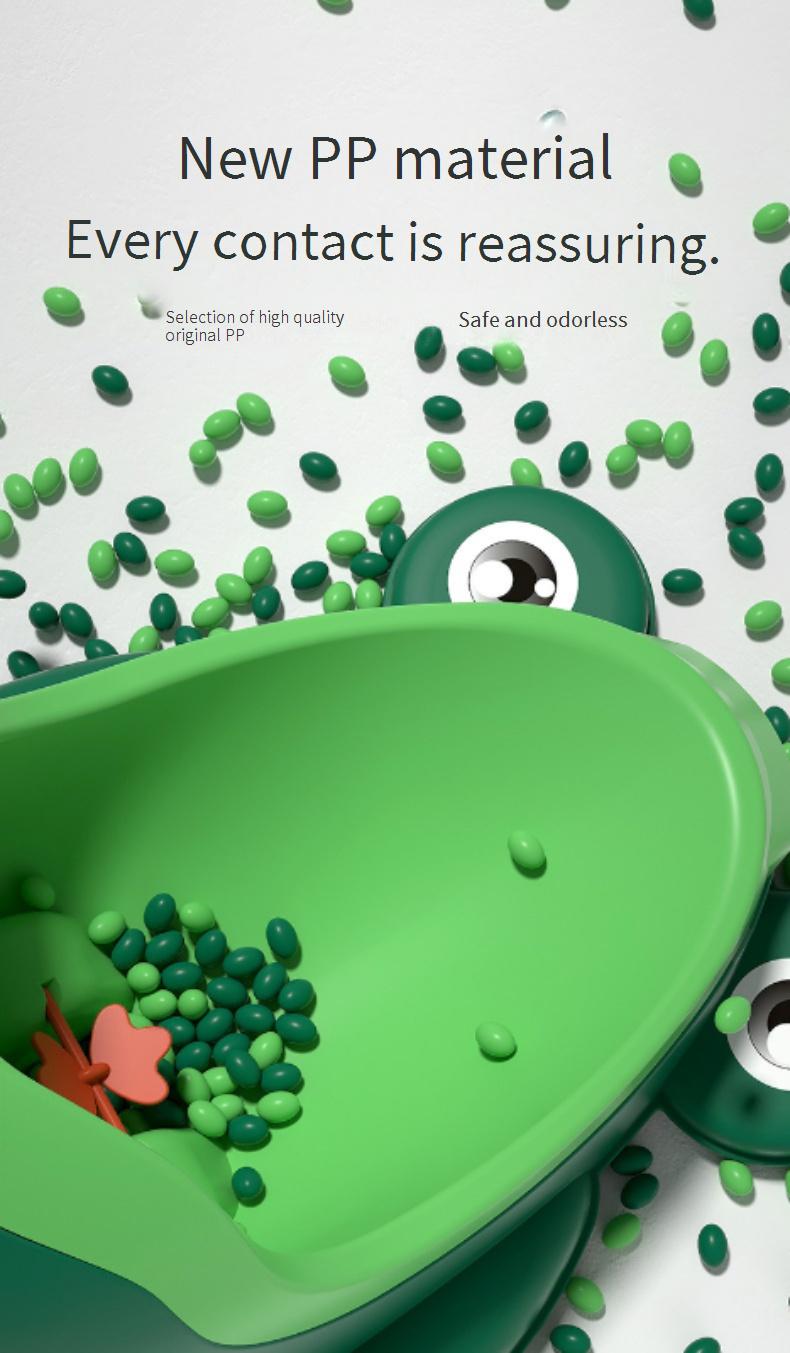 Boys' wall-mounted urinal, children's urinal