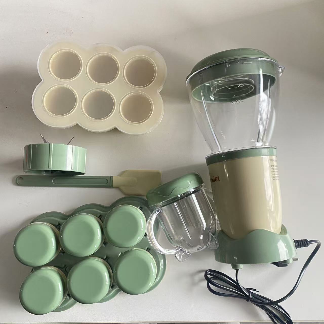 Multifunctional children's blender, baby food maker, cooking machine