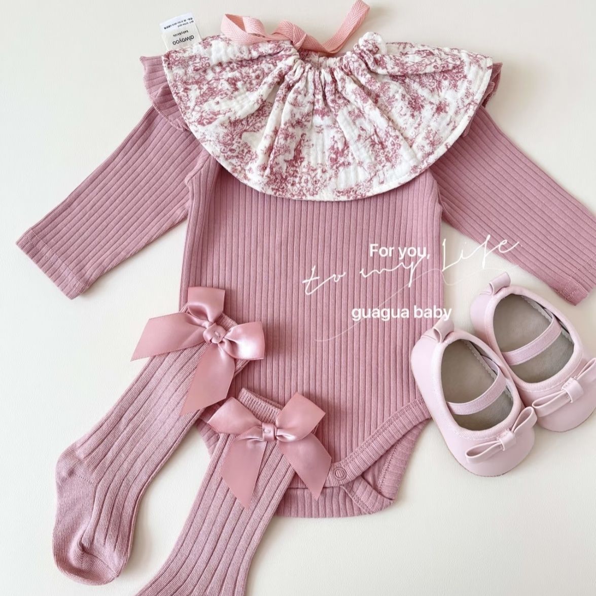 Long-sleeve baby bodysuit