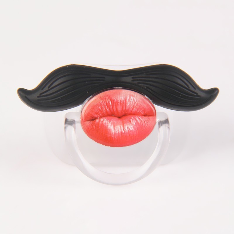 New lip-shaped silicone pacifier, all-silicone pacifier with lip design