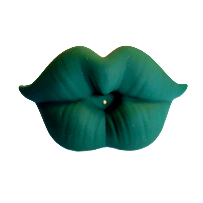 New lip-shaped silicone pacifier, all-silicone pacifier with lip design