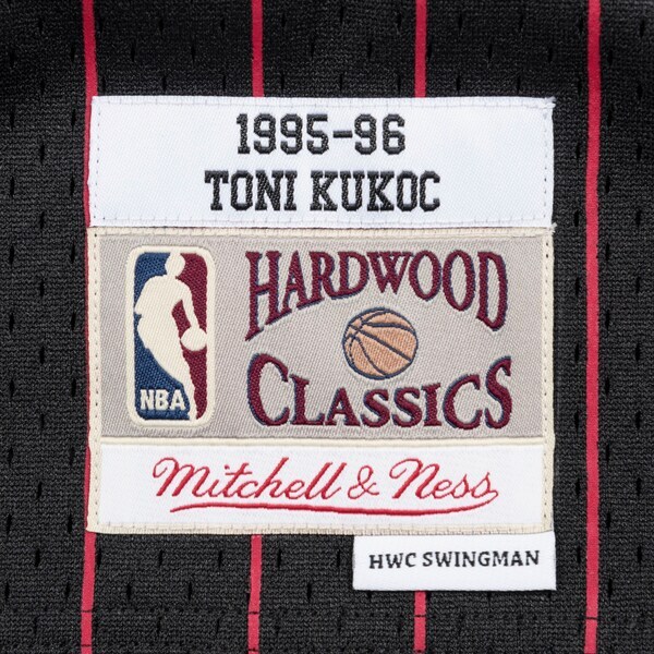 Toni Kukoc Chicago Bulls 1995-96 Black Swingman Player Jersey