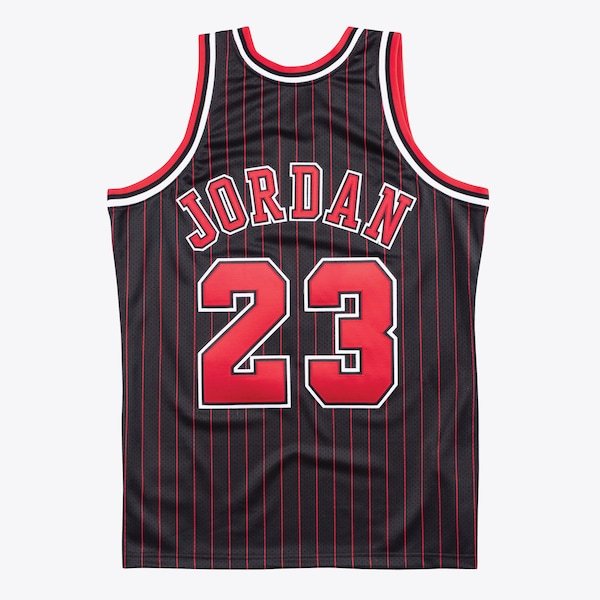 Michael Jordan Chicago Bulls 1996-97 Black Alternate Authentic Jersey