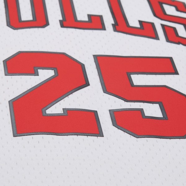 Steve Kerr Chicago Bulls 1997-98 White Swingman Jersey