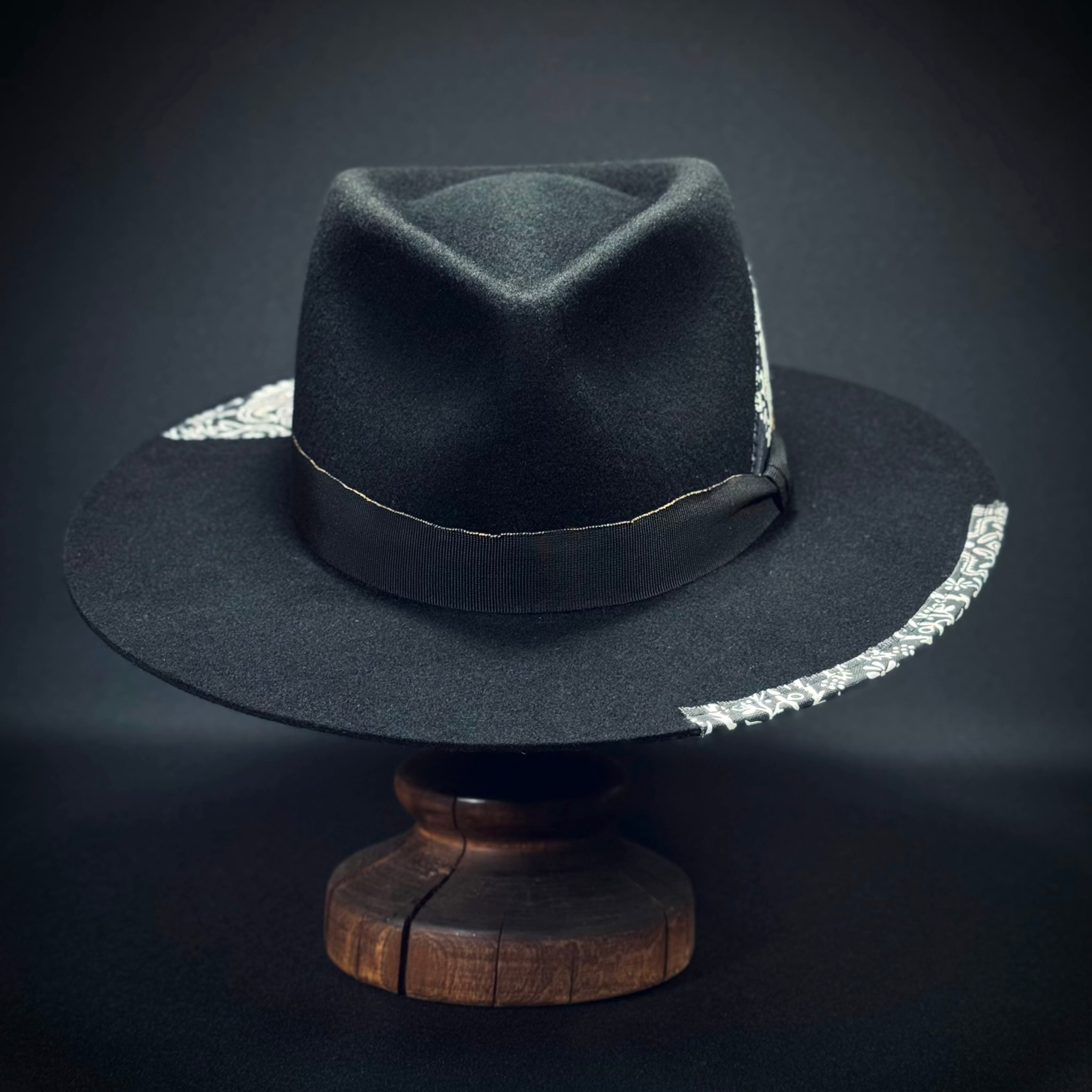 Fedora Cliff Pattern