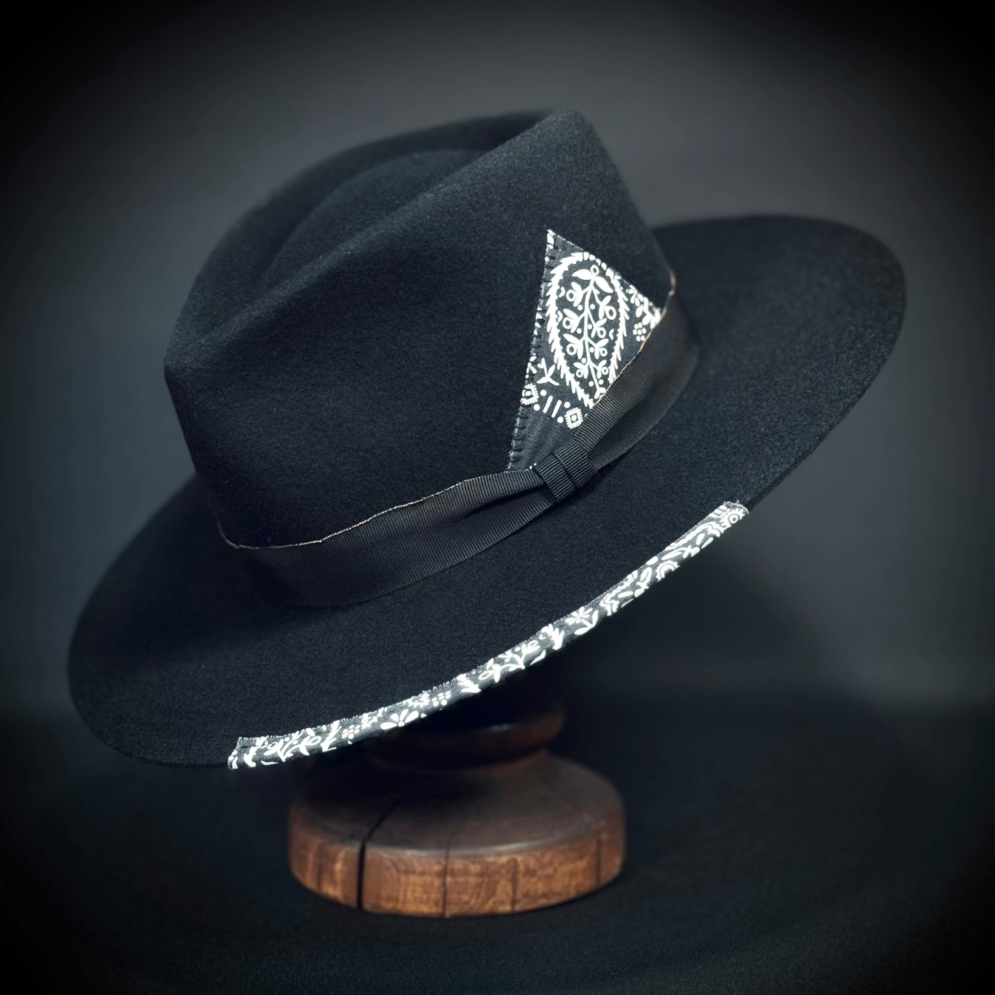 Fedora Cliff Pattern