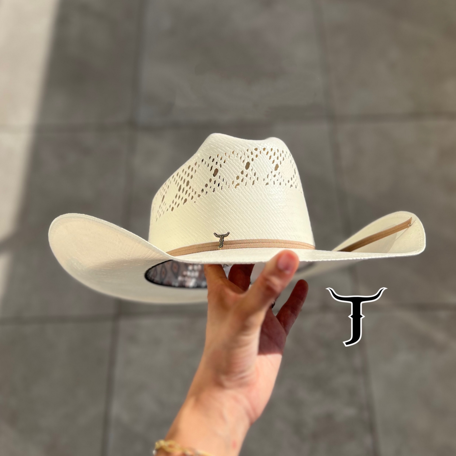 Taurus 20X Straw Hat- TOYO