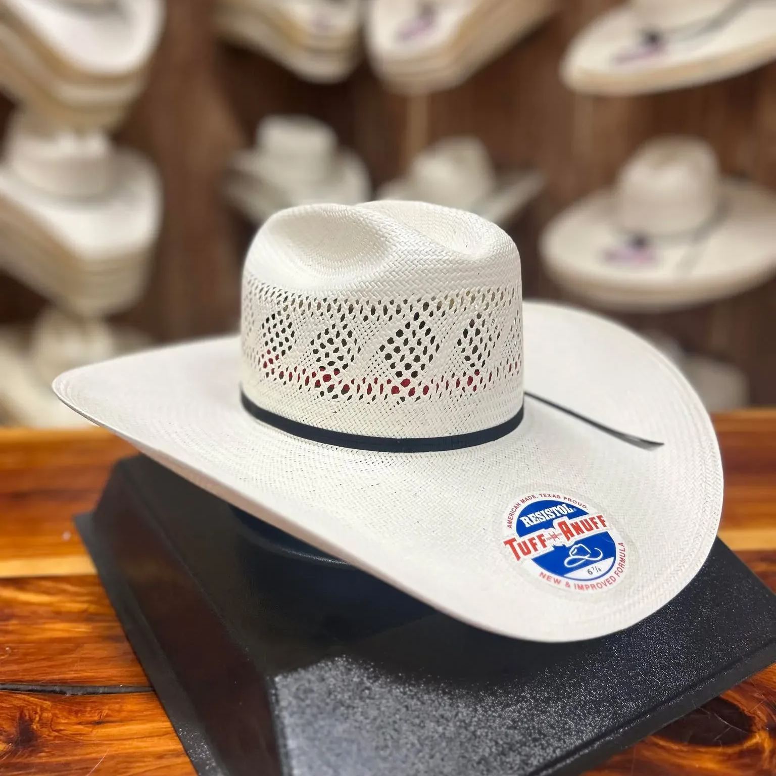 RES 20 Coyote Creek- straw cowboy hat
