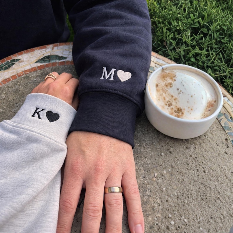 Personalized Embroidered Photo Sweatshirt, Custom Outline Portrait Hoodie, One Line Drawing Family Gift, Couple Hoodie, Birthday Gift