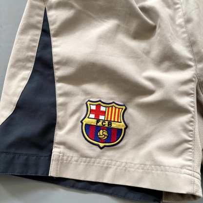 N x FC Barcelona Vintage *Premium* Shorts 2005/06 | S