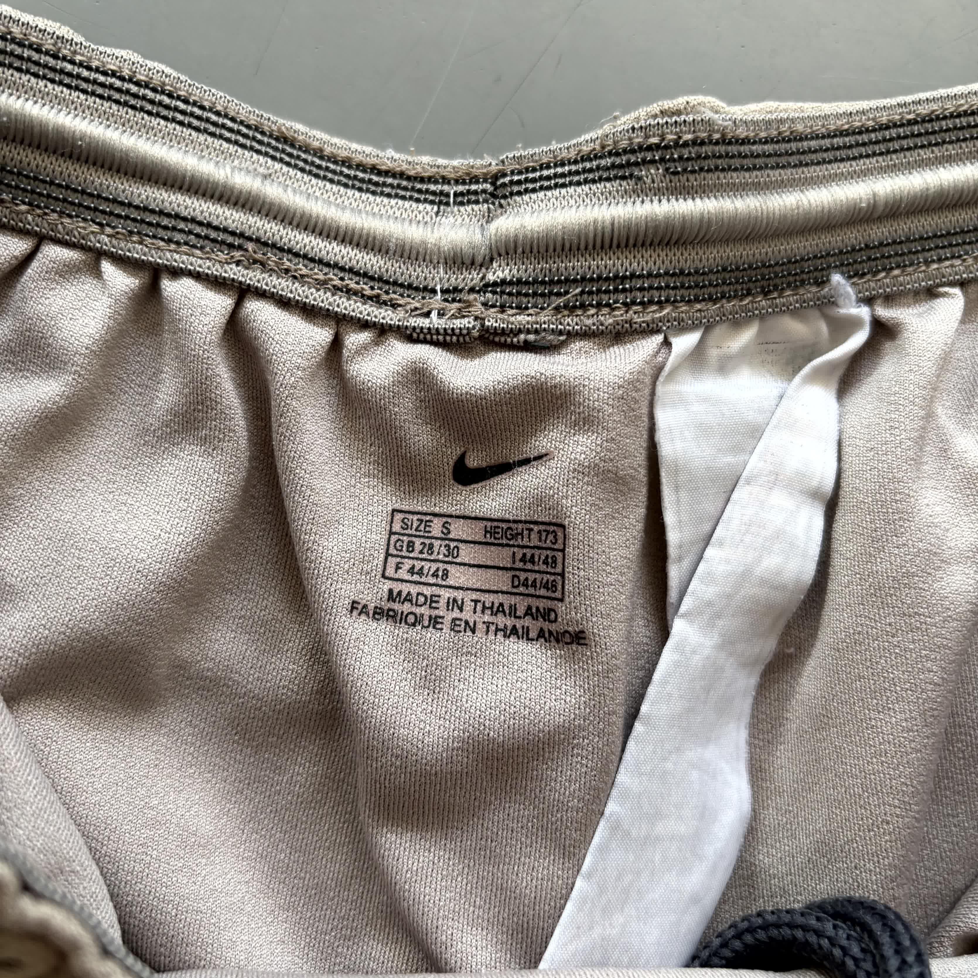 N x FC Barcelona Vintage *Premium* Shorts 2005/06 | S