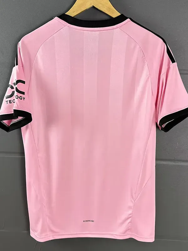 2025-26 Manchester United GK Pink Jersey