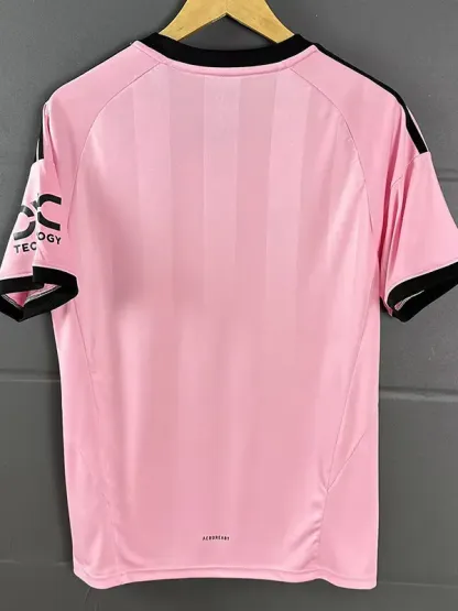 2025-26 Manchester United GK Pink Jersey