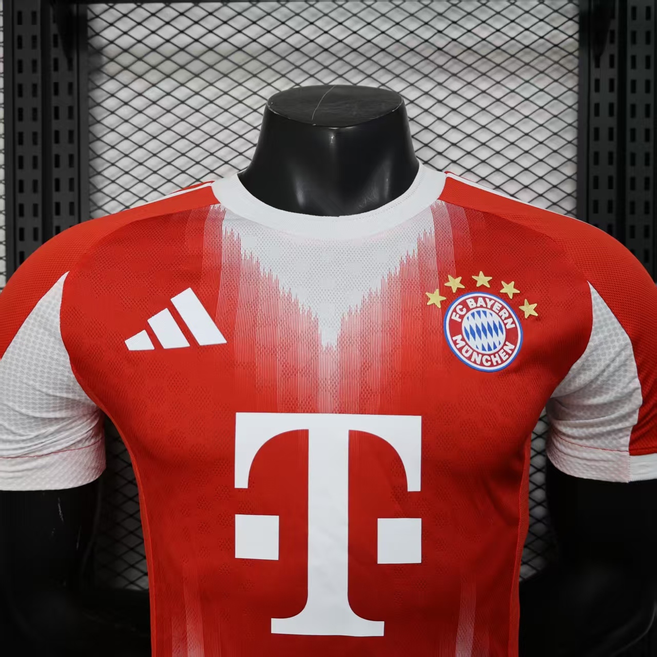 25-26 Bayern Munich Home Jersey