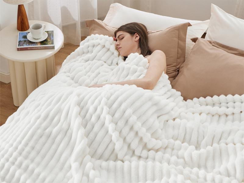 Bedsure GentleSoft Cozy Blanket-Patio Furniture Decor,Ultra-Soft,Classic Stripe Pattern, Ideal for Bed,Couch, Travel,Camping, All Seasons,Home Bedroom Decor Plush Outdoorfun,Lightweight Comforter,Cute Small Throws for Girls,